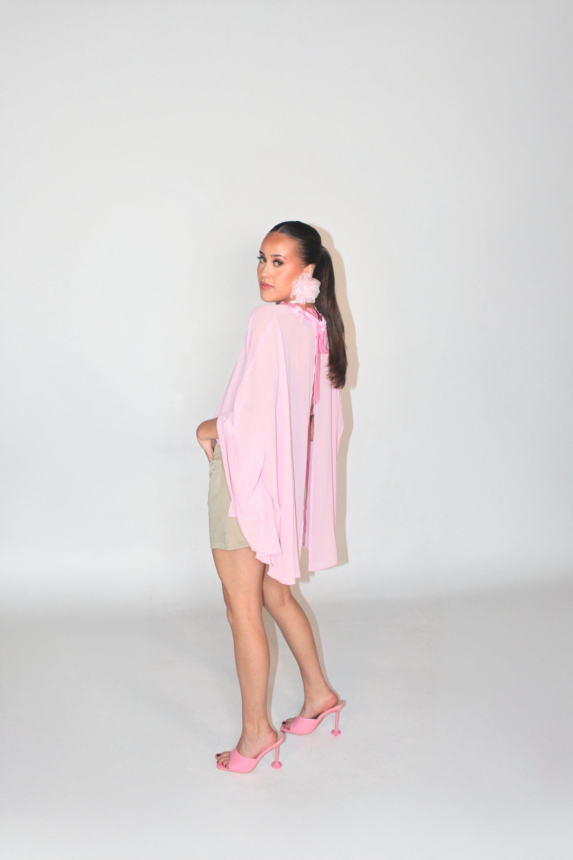 DELILAH CAPE